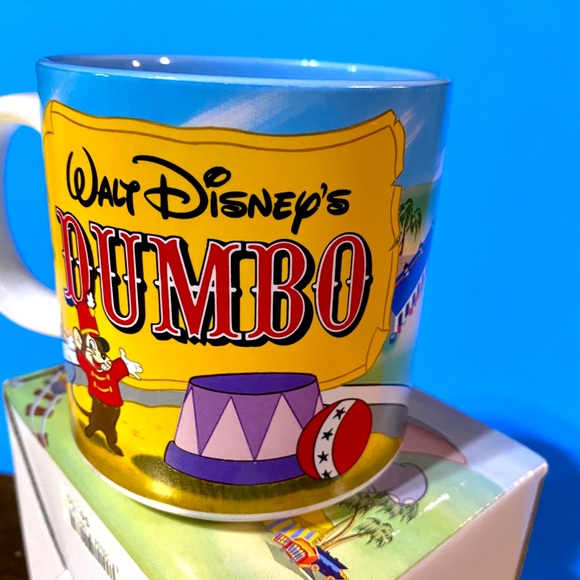 WALT DISNEY’S CLASSIC DUMBO VTG 90s NWT DISNEY STORE EXCLUSIVE CERAMIC MUG JAPAN - Picture 8 of 15